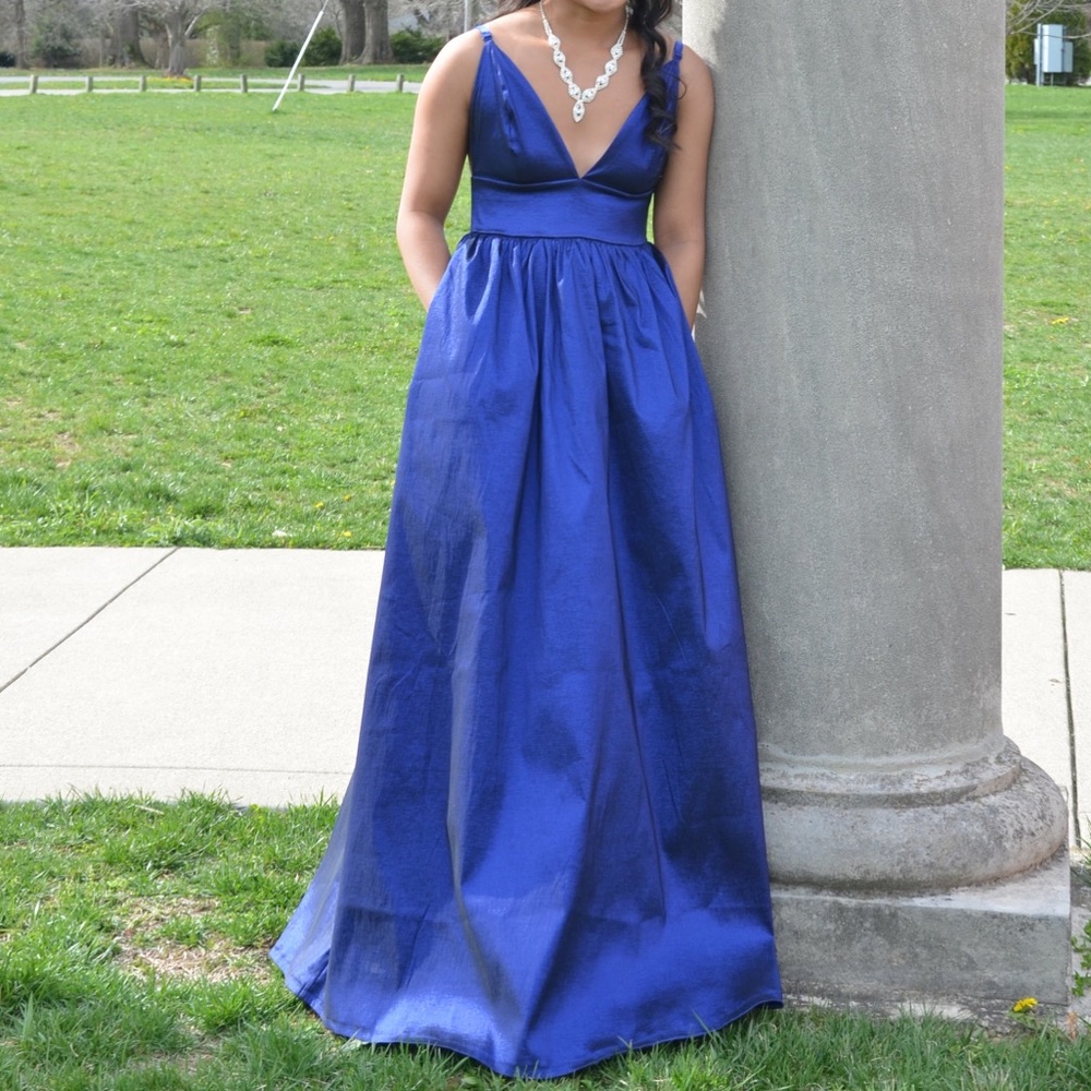 Prom Dress - Picture 2 of 3